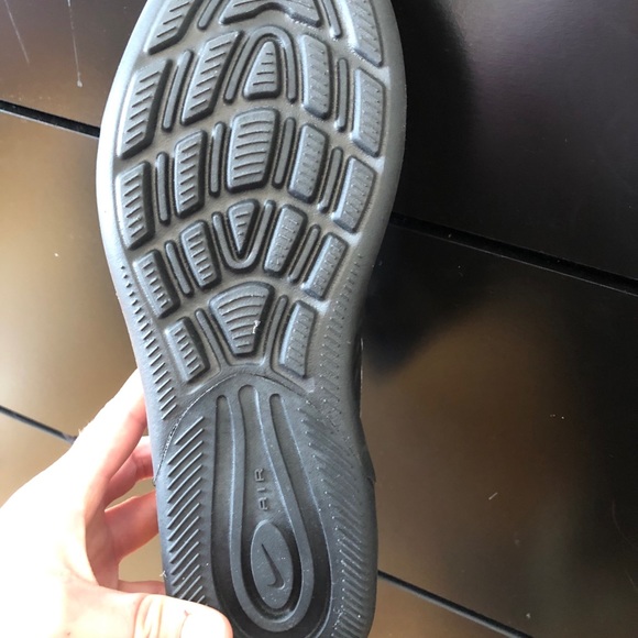 Nike women’s air max - Picture 4 of 6